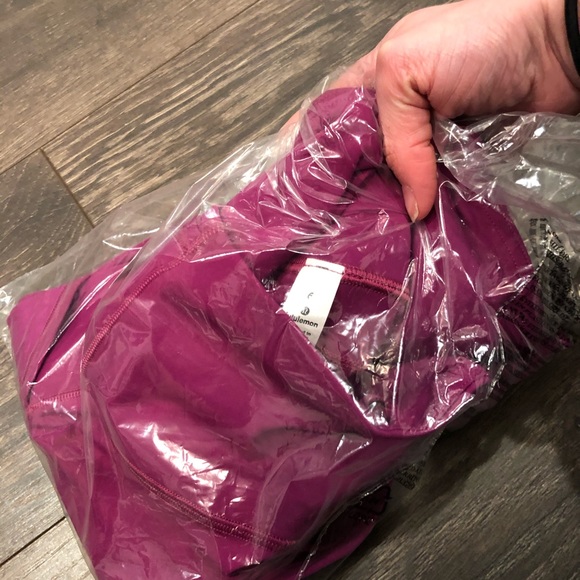 Peloton Lululemon Fast and Free - Picture 8 of 10